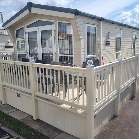 ホテル 8 Berth Deluxe Pg36 チャペル・セント・レオナルズ エクステリア 写真