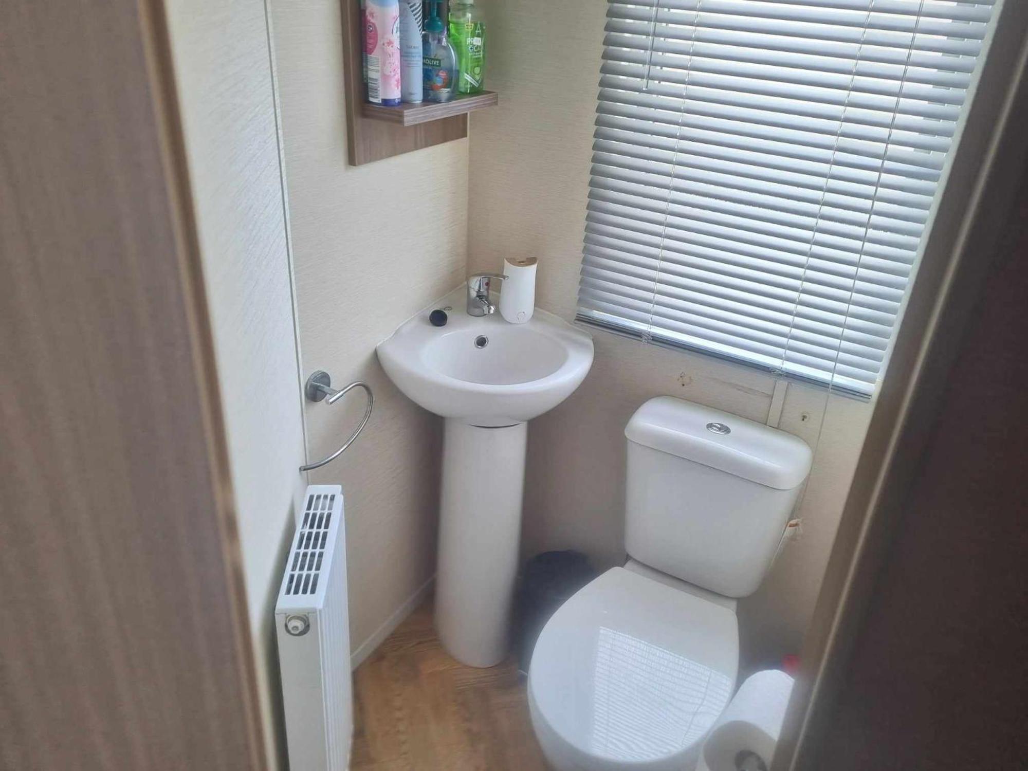 ホテル 8 Berth Deluxe Pg36 チャペル・セント・レオナルズ エクステリア 写真